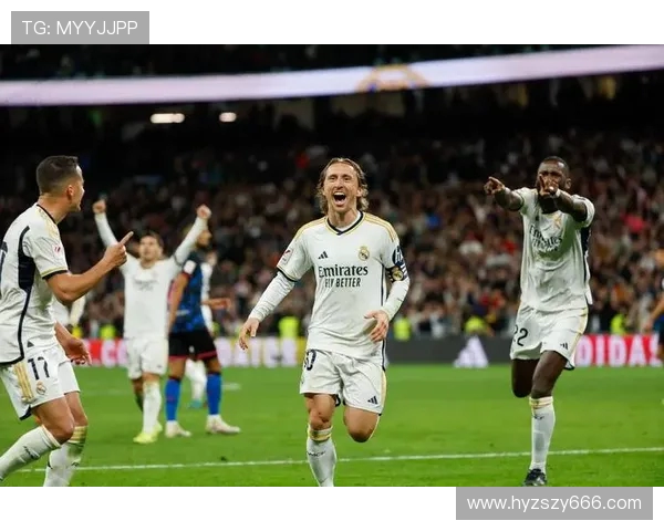 斯洛特：赫拉芬贝赫脚踝伤情仍需观察 对阵皇马将更具特别意义